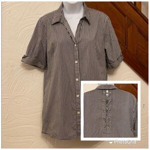 Anne Klein short sleeve button down shirt size M